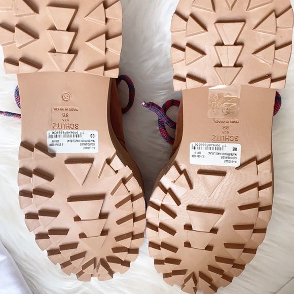 Brand new boots - Picture 2 of 7